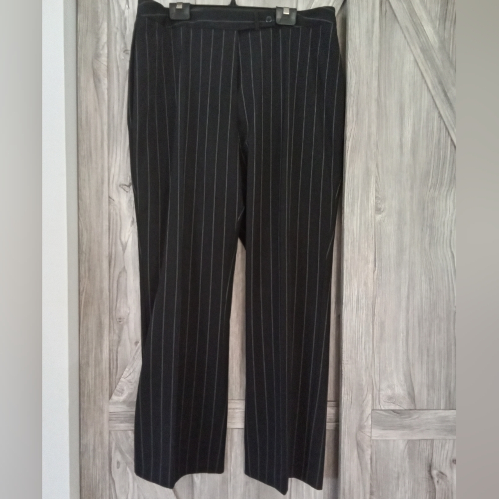 Nygard Collection Black Pin Stripe Dress Pants 14P